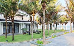 Starlight Villa Beach Resort & Spa